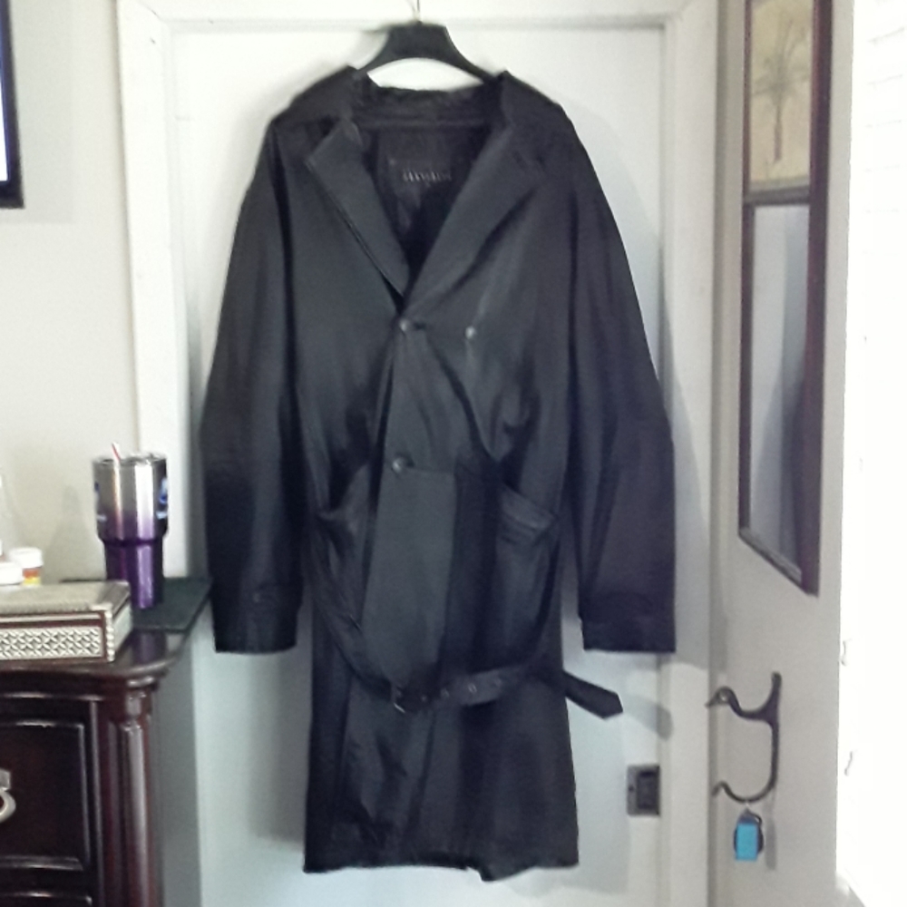 Perry Ellis Leather Trench Coat (Large)